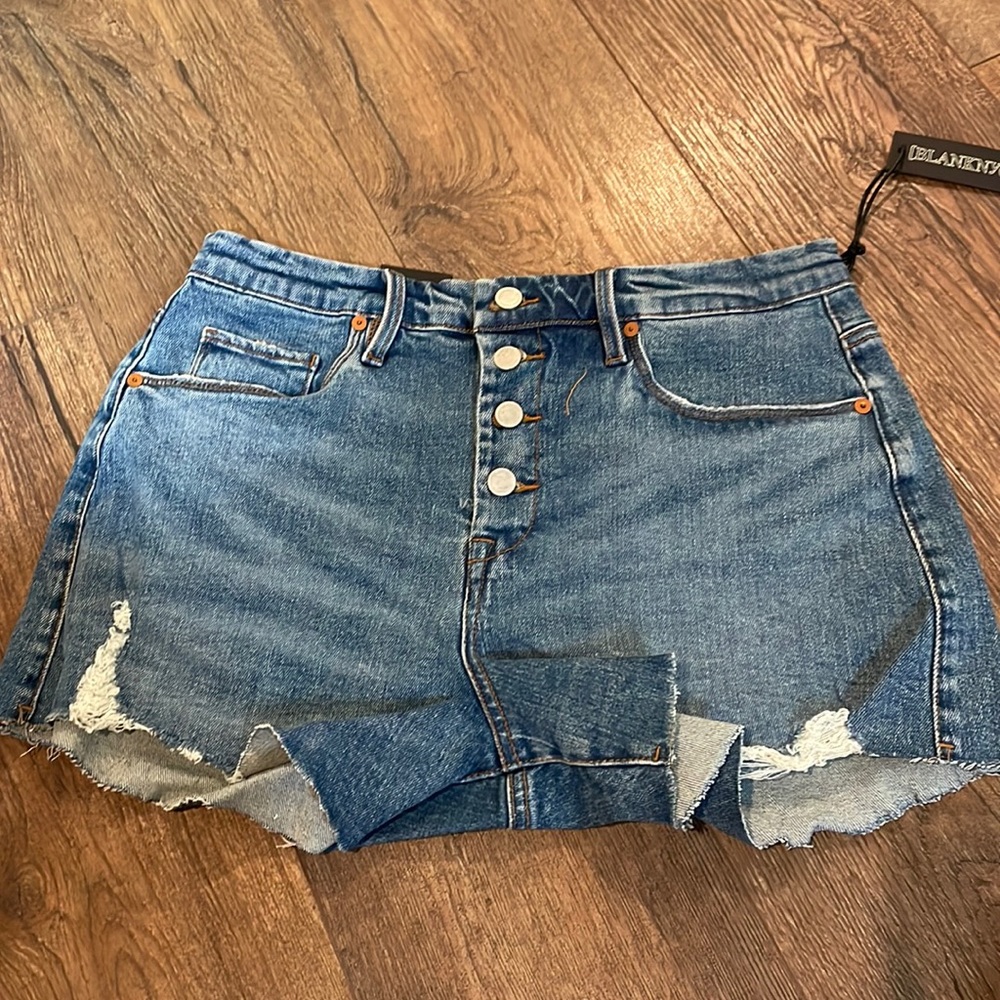 Blank NYC The Barrow short Sz 30 inseam 3 inch button fly NWT👖high rise